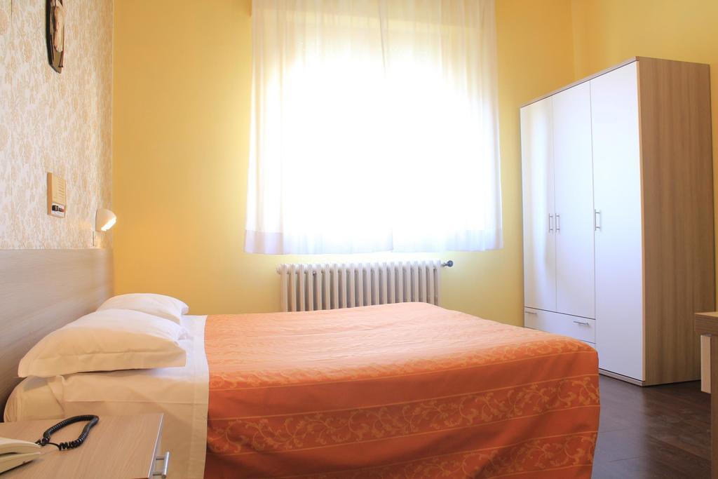 Hotel Saturno Chianciano Terme Luaran gambar