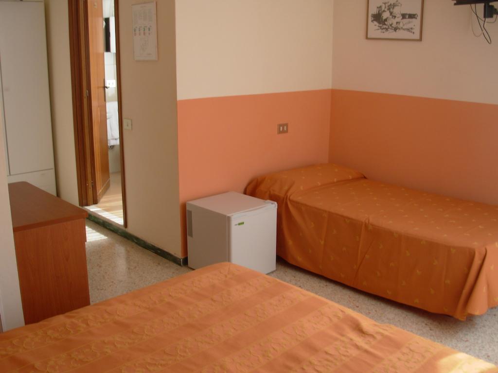 Hotel Saturno Chianciano Terme Bilik gambar