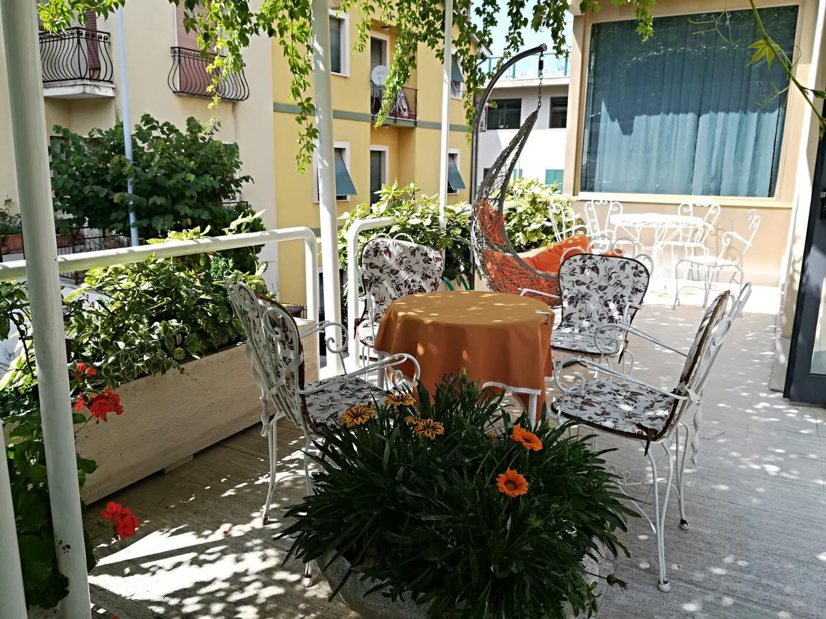 Hotel Saturno Chianciano Terme Luaran gambar