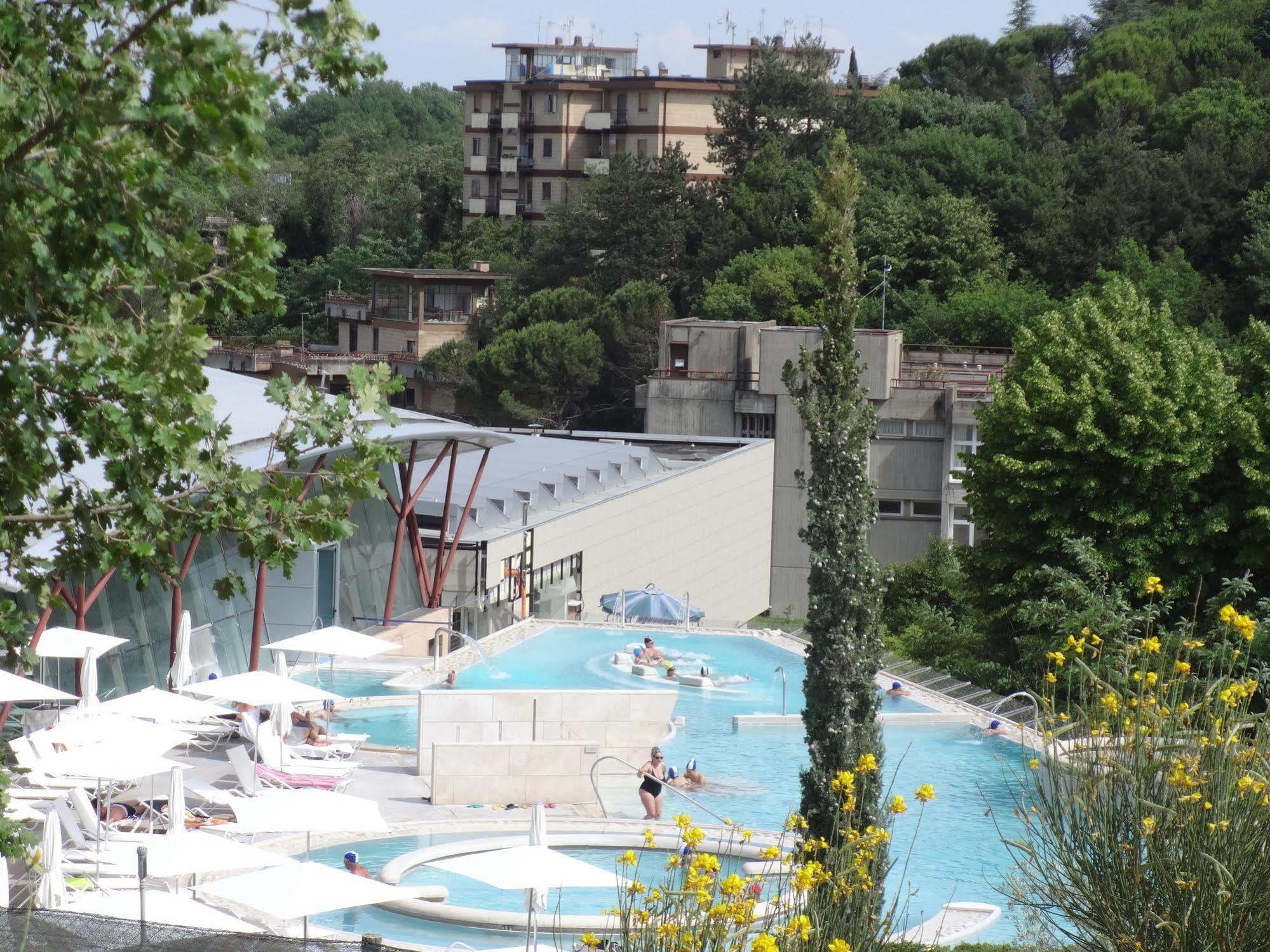 Hotel Saturno Chianciano Terme Luaran gambar