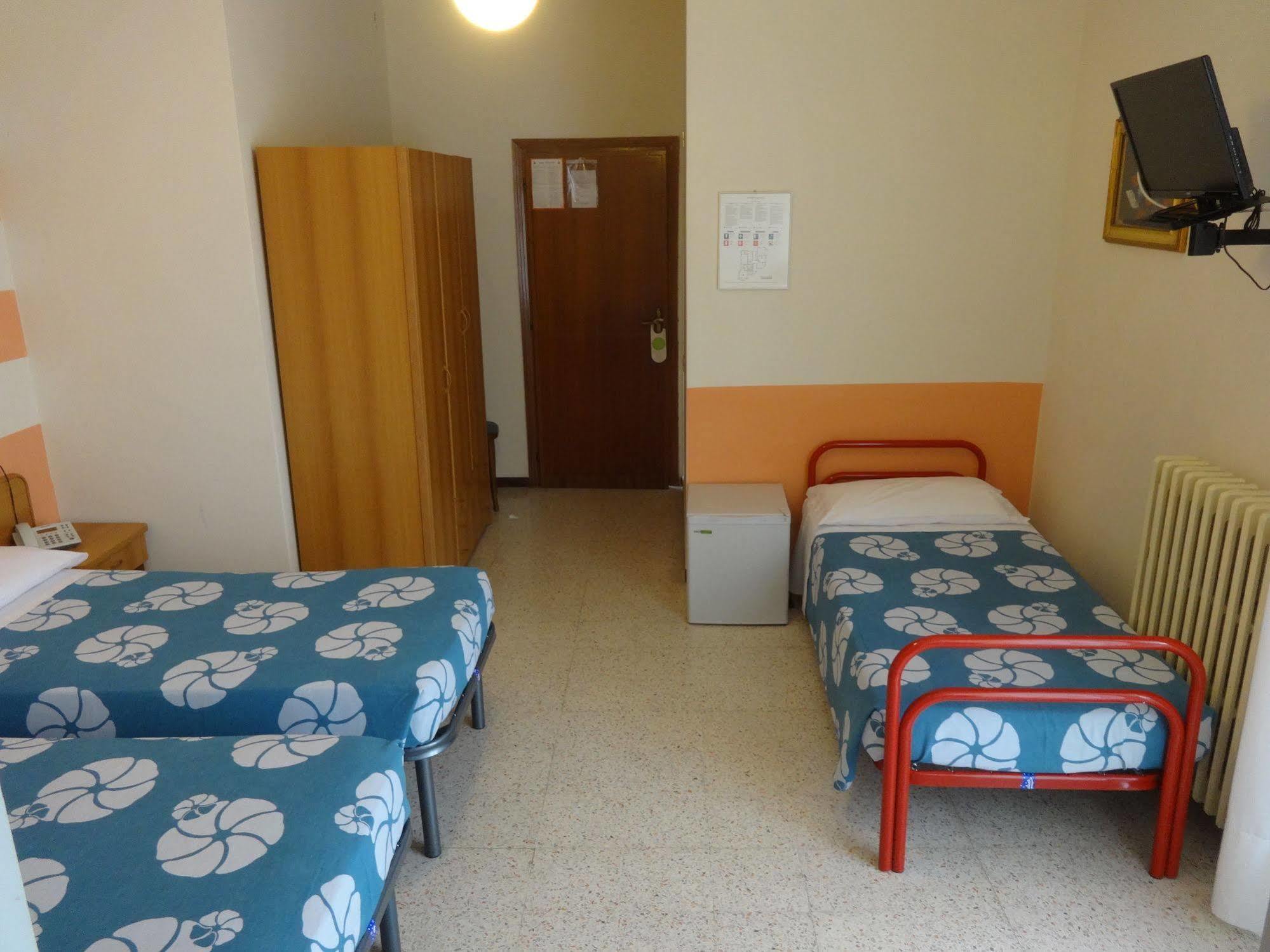 Hotel Saturno Chianciano Terme Luaran gambar